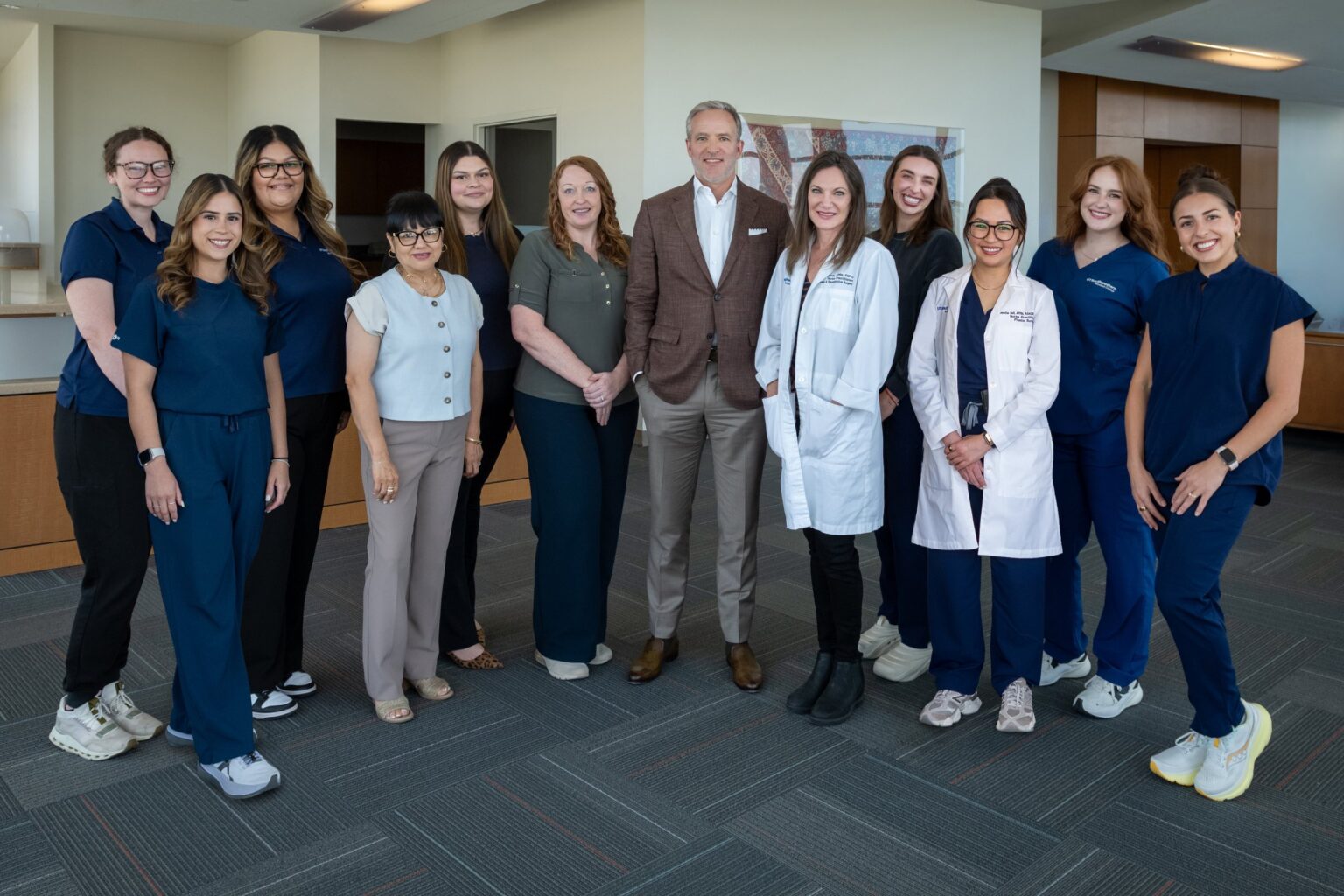Dr. Haddock and the UT Southwestern plastic surgery team