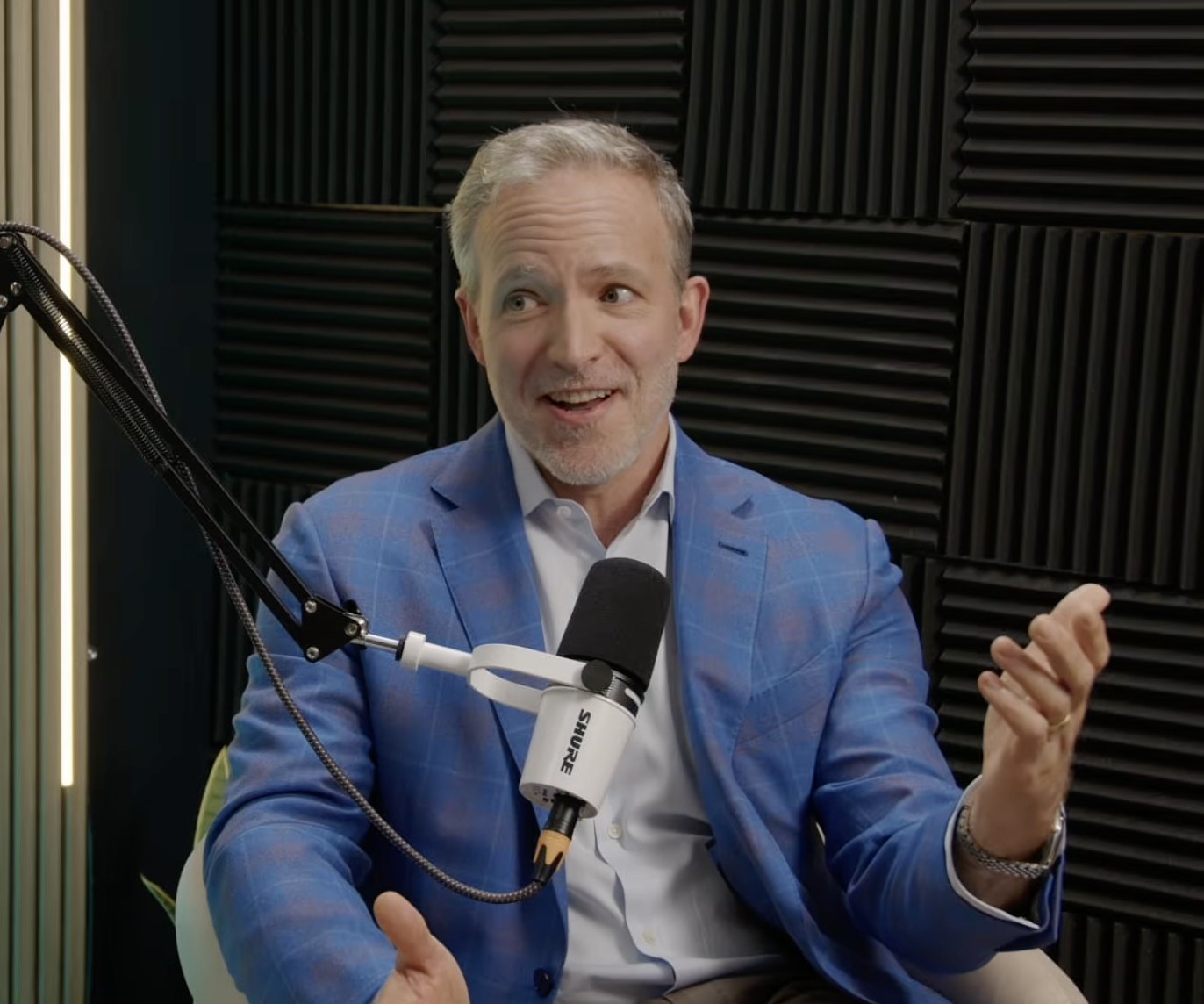 Dr. Nicholas Haddock speaking during the Rohrich Knose Best video podcast
